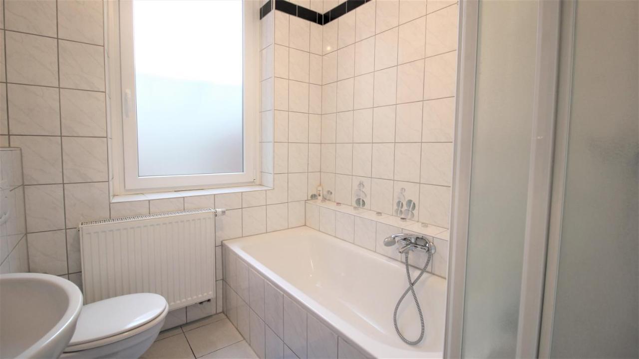 Privatzimmer Nahe Bahnhof Und City Вюрцбург Екстериор снимка
